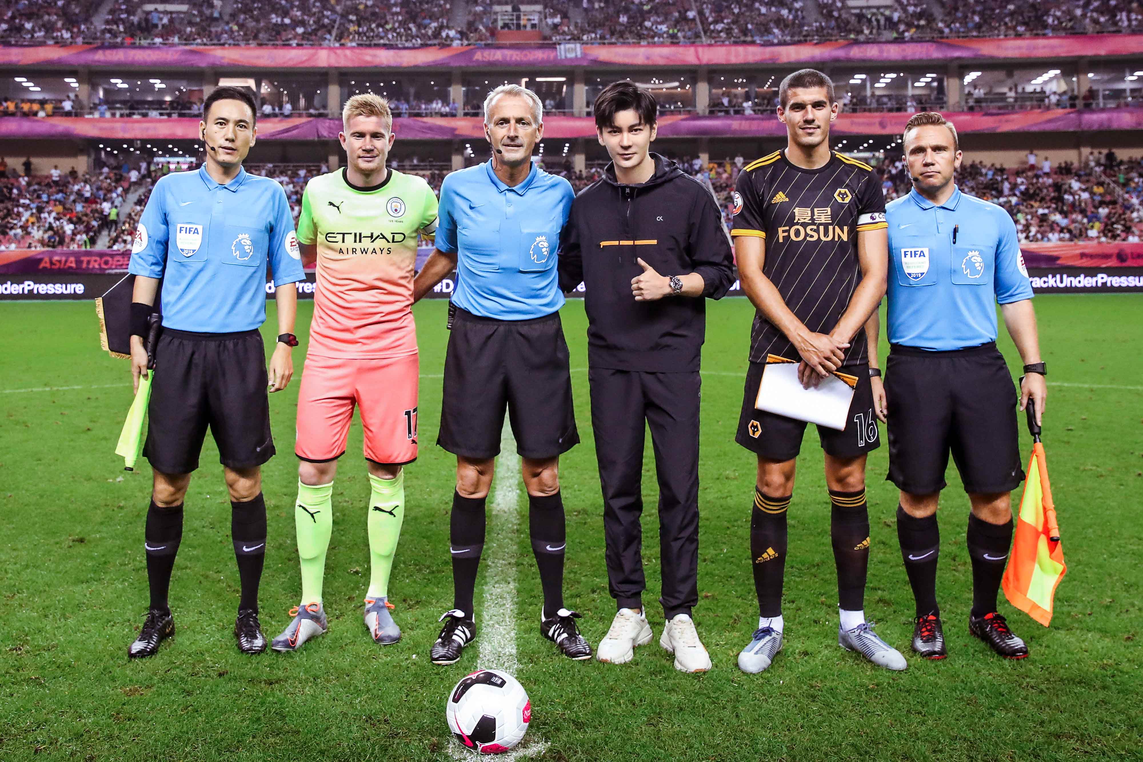 帮助运动员 帮助运动员